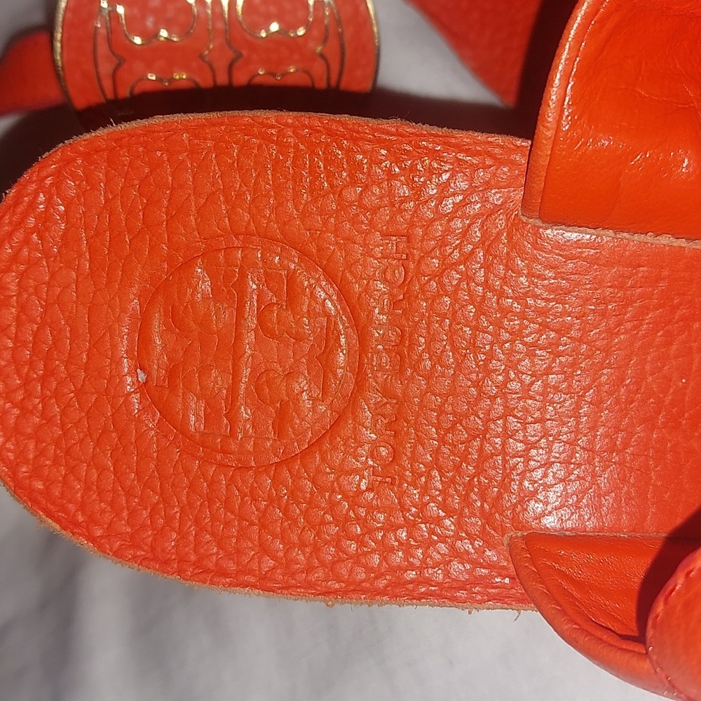 Tory Burch Orange Sandals with Gold Buckle Details Size 7.5 - Picture 4 of 11